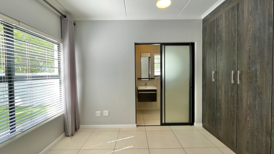 To Let 3 Bedroom Property for Rent in De Velde Western Cape